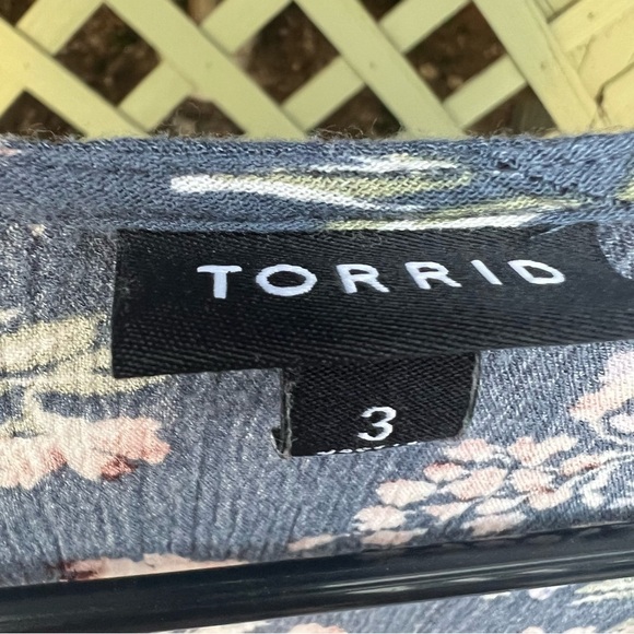 Torrid Blue and Pink Bell Sleeve Blouse with Tie Front - Picture 3 of 10